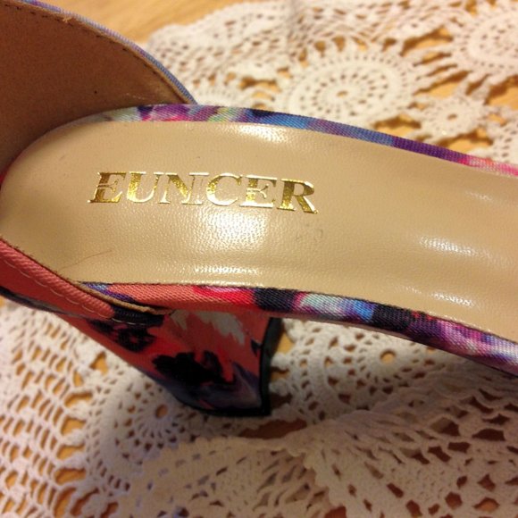 NWOT Euncer Ankle strap, open toed heels - Picture 3 of 9